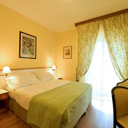 فندق Europa & Concordia 4*