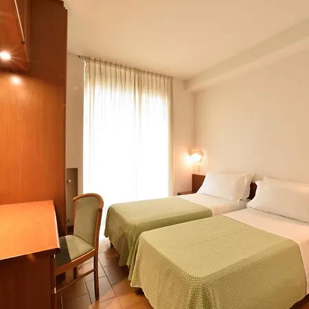 Europa & Concordia Hotell 4*