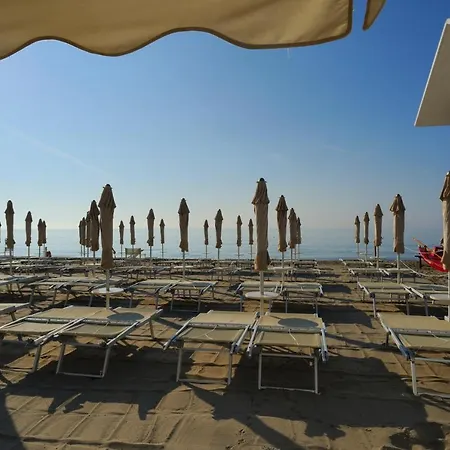 فندق Europa & Concordia 4*