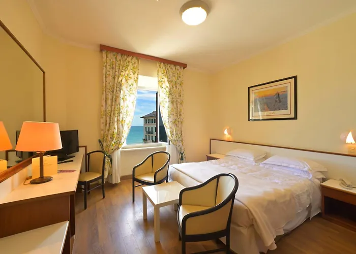 Europa & Concordia Hotel 4*